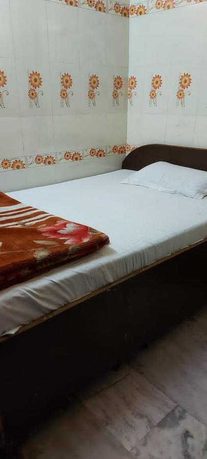 Mj Chawla Homestay Double Bed Attached Bathroom Room Amritsar Extérieur photo